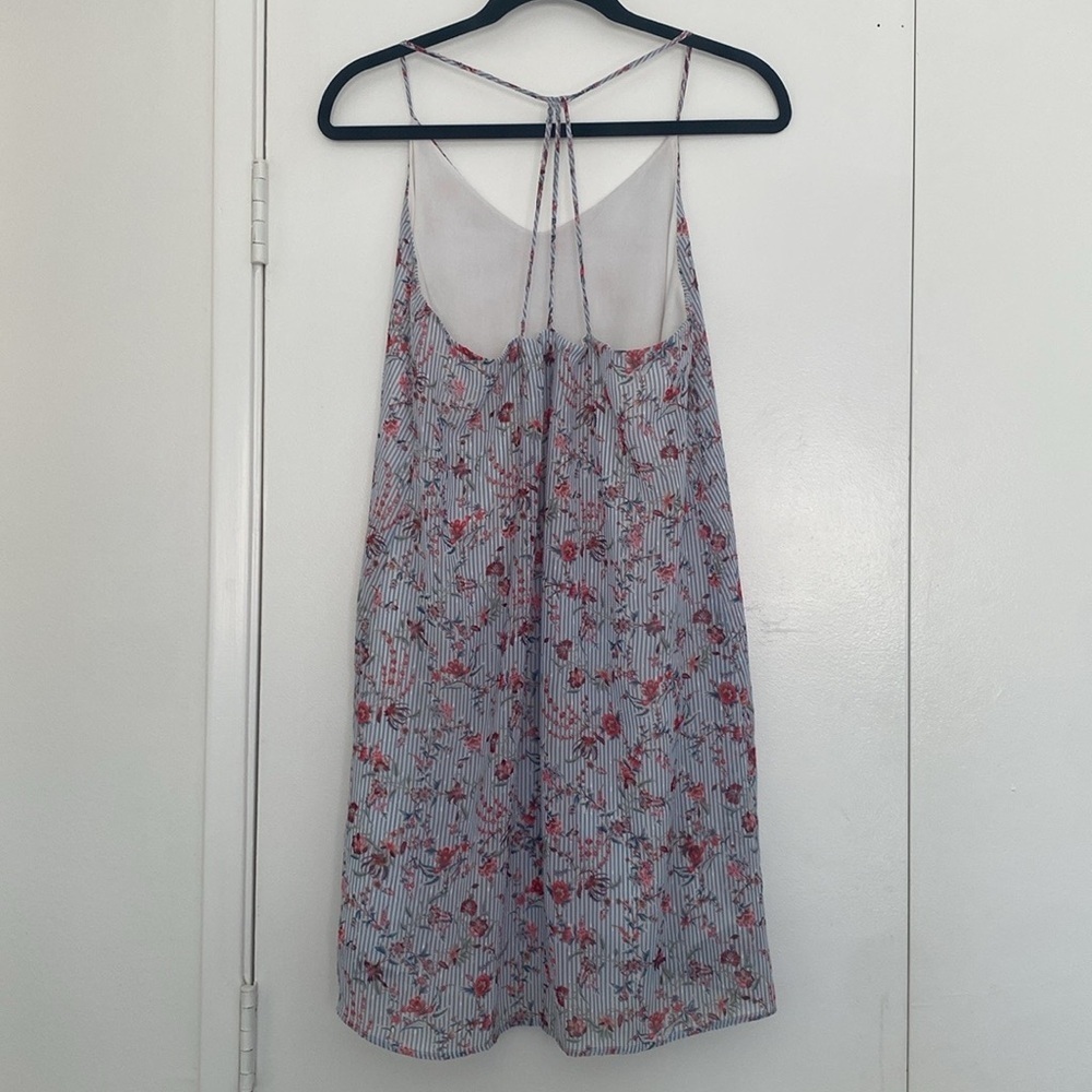 Aqua Floral Striped Mini Dress - white and Blue size medium - Picture 8 of 8